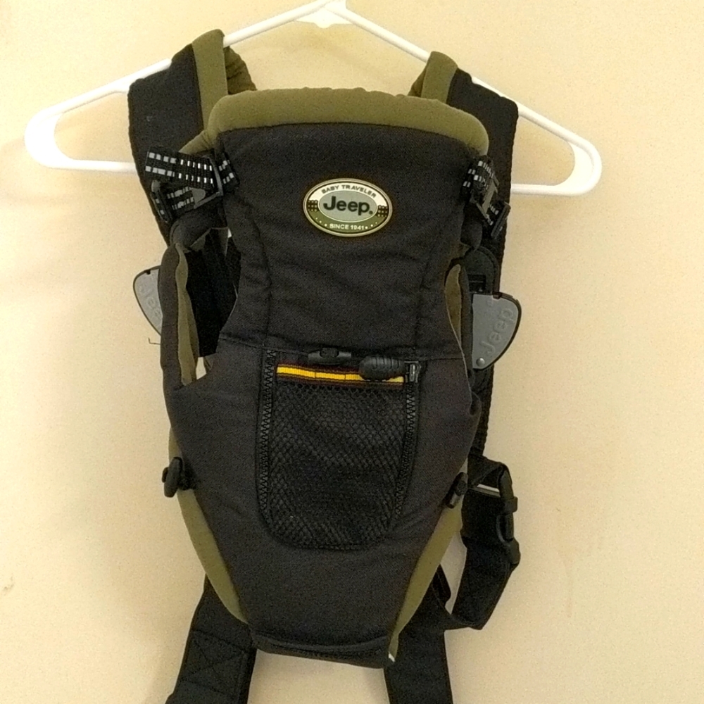 Jeep 2 in 1 baby carrier